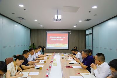 深化校企合作 共謀智慧未來——副校長(zhǎng)劉曉武一行赴中國(guó)鐵塔西安分公司調(diào)研交流